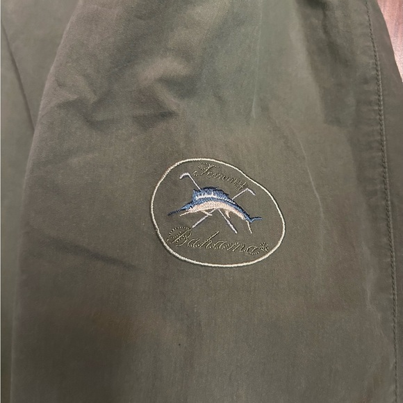 Tommy Bahama khaki green color quarter zip. Size XL - Picture 3 of 7